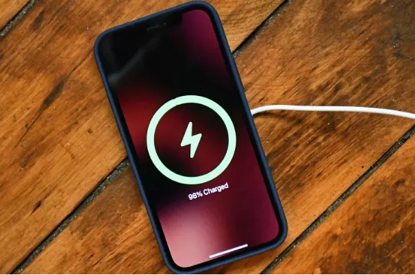 三伏潭镇苹果手机维修分享iPhone如何正确充电 