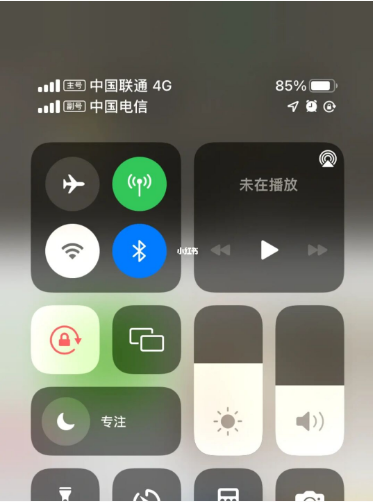 三伏潭镇苹果手机维修分享iPhone双卡信号解决办法 
